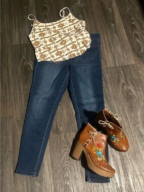 Women’s Dark Blue Stretch Jeans